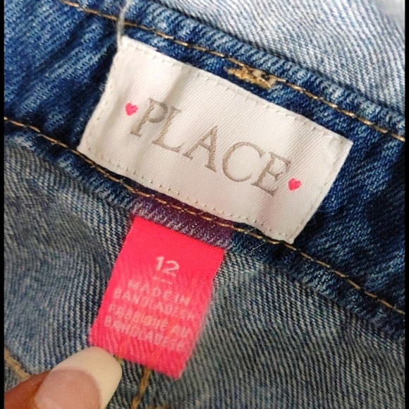 The Children's Place Girl's Tie Dye Overall Shorts - Picture 8 of 8